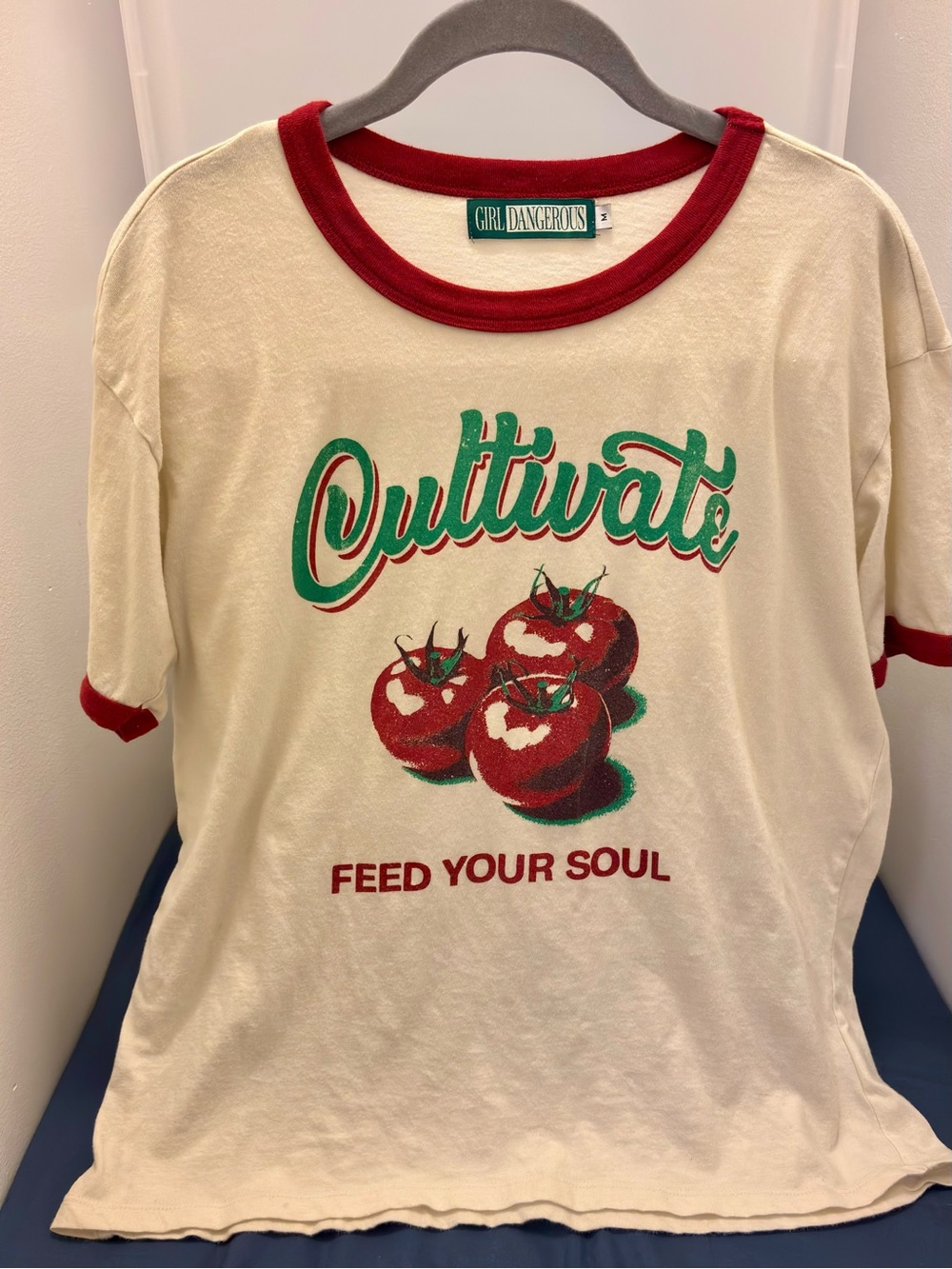 Girl Dangerous ringer tee
Off white and deep red